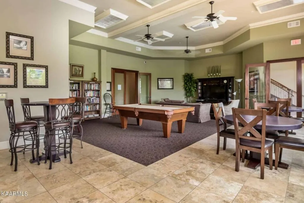 Riverwalk-322-19185447327148 Riverwalk-322-19185447327148