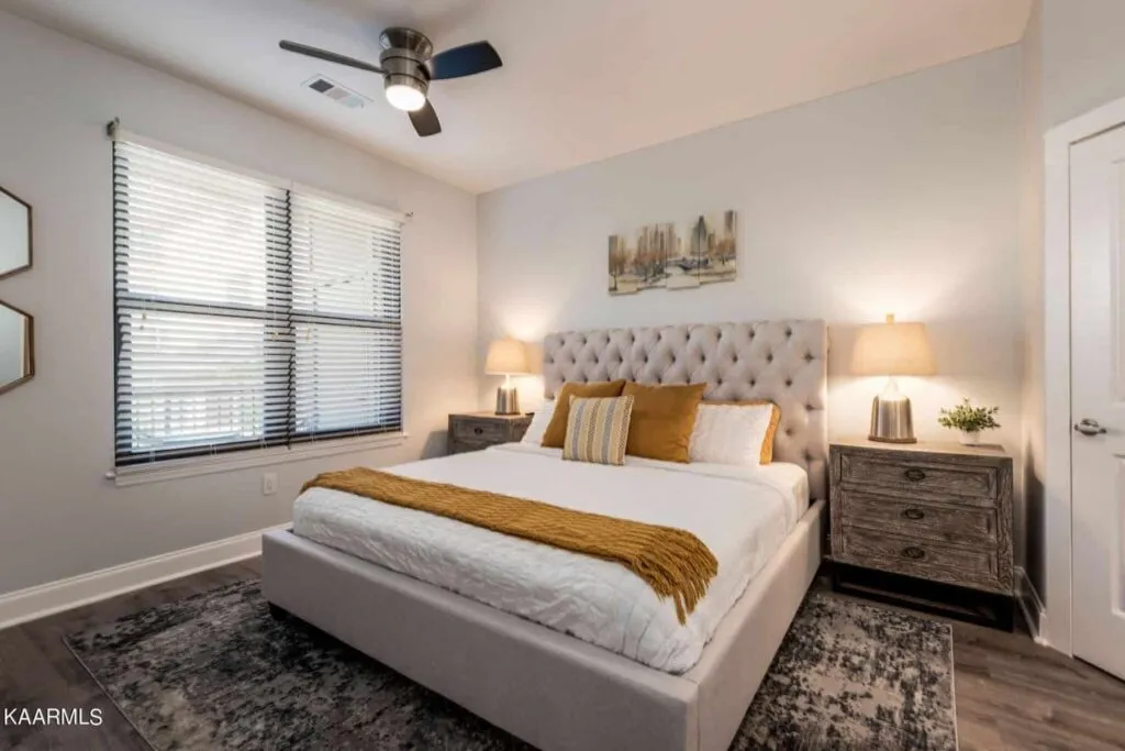 Riverwalk-322-23233656082599 Riverwalk-322-23233656082599