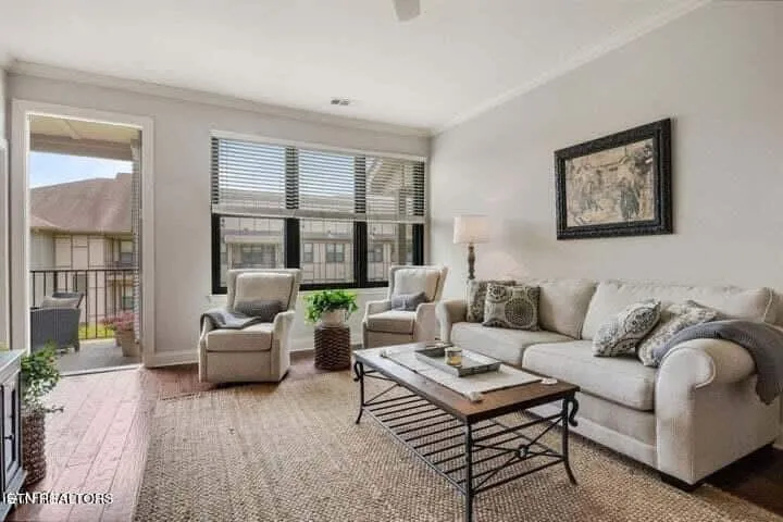 Riverwalk-526-165348686268 Riverwalk-526-165348686268