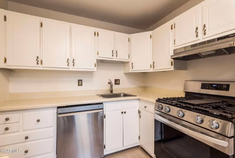 Sequoyah-Square-306-2013752491300