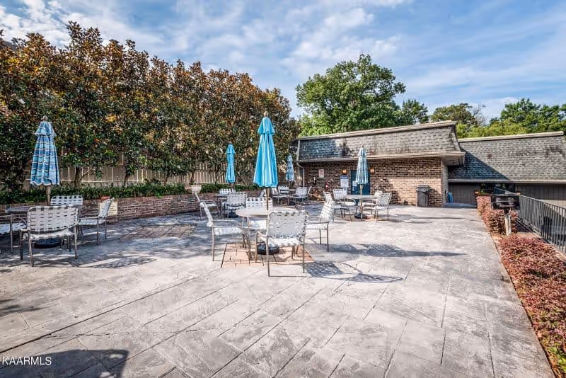 Sequoyah-Square-306-2013910349335