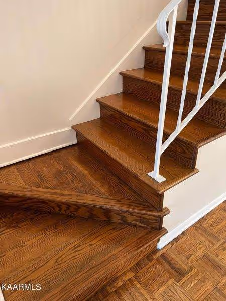 Sequoyah-Square-306-3204545432166