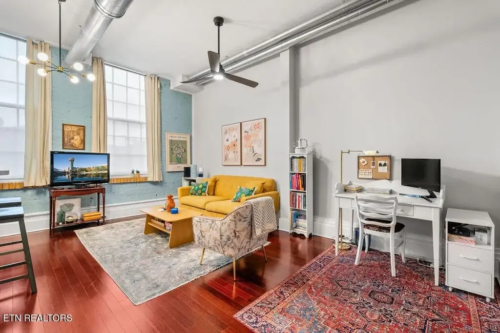 Brownlow Lofts 172909874858