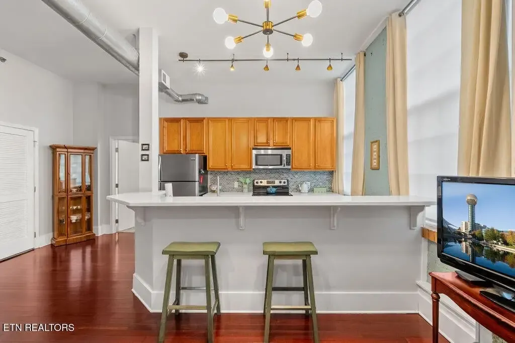 Brownlow Lofts 172912053510