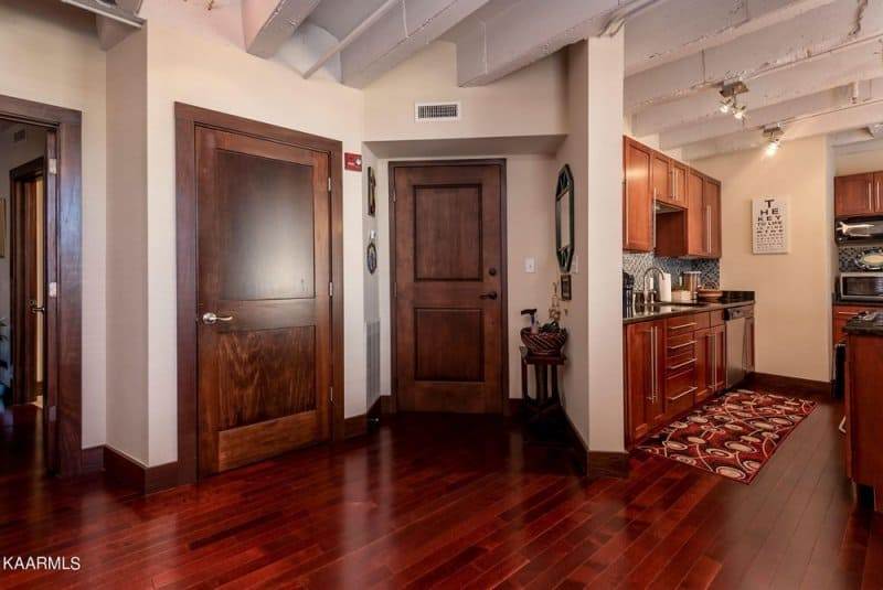 Crown-Court-Condominiums-323326656